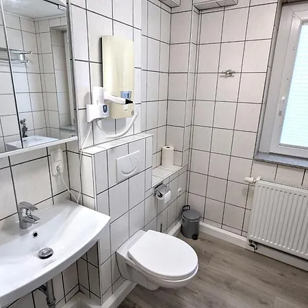 Appartement Wellness Am Kurpark - Zentral, Ruhig & Nah Am Edersee