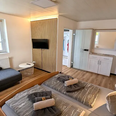 Wellness Am Kurpark - Zentral, Ruhig & Nah Am Edersee Apartment